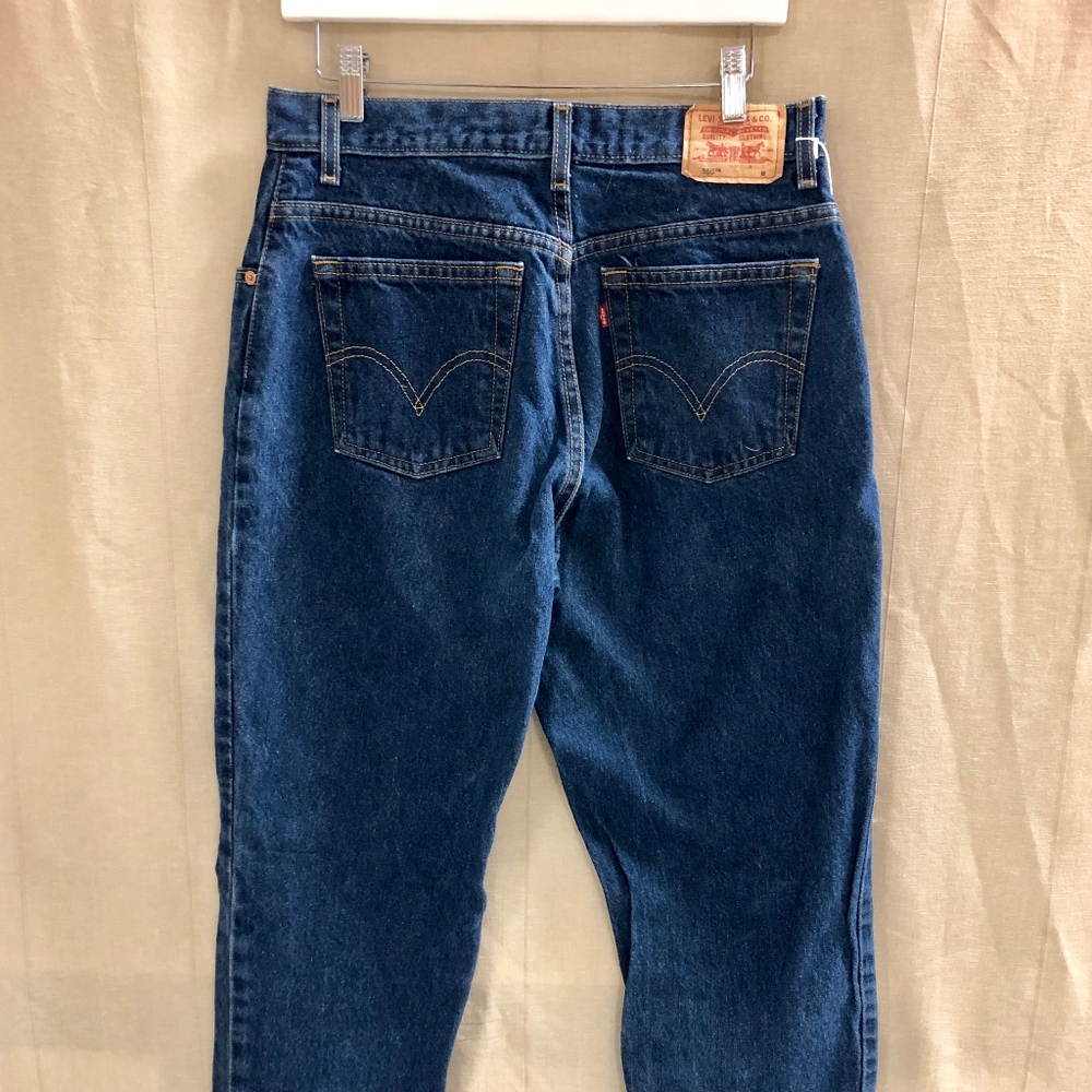 Levi's - Picture 3 of 3